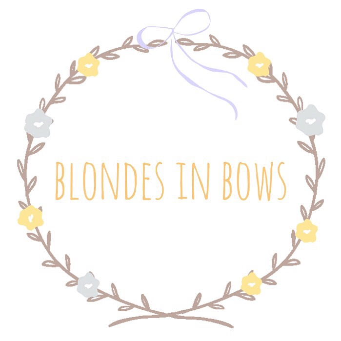 Blondes In Bows